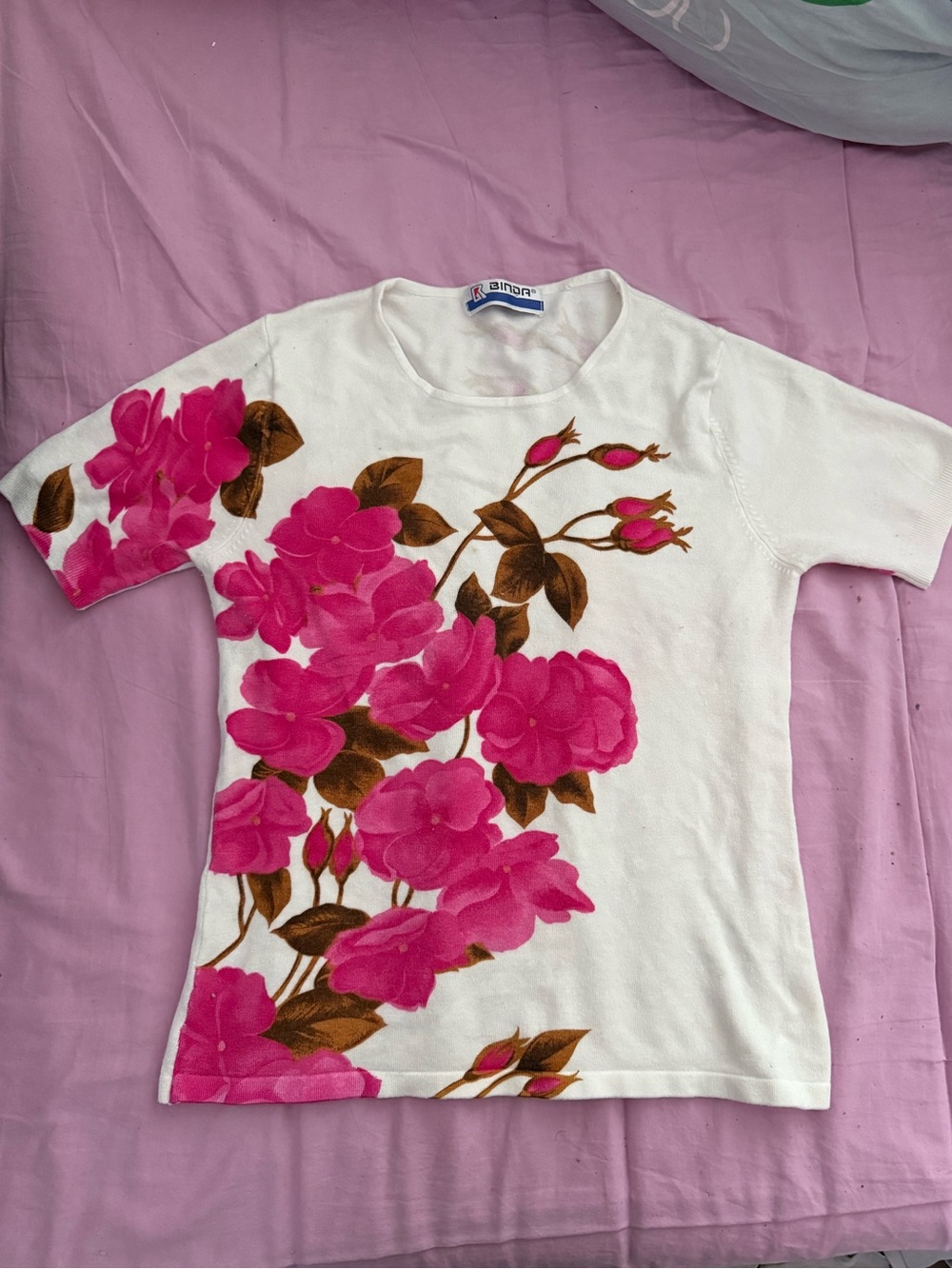 Vintage sweater tee